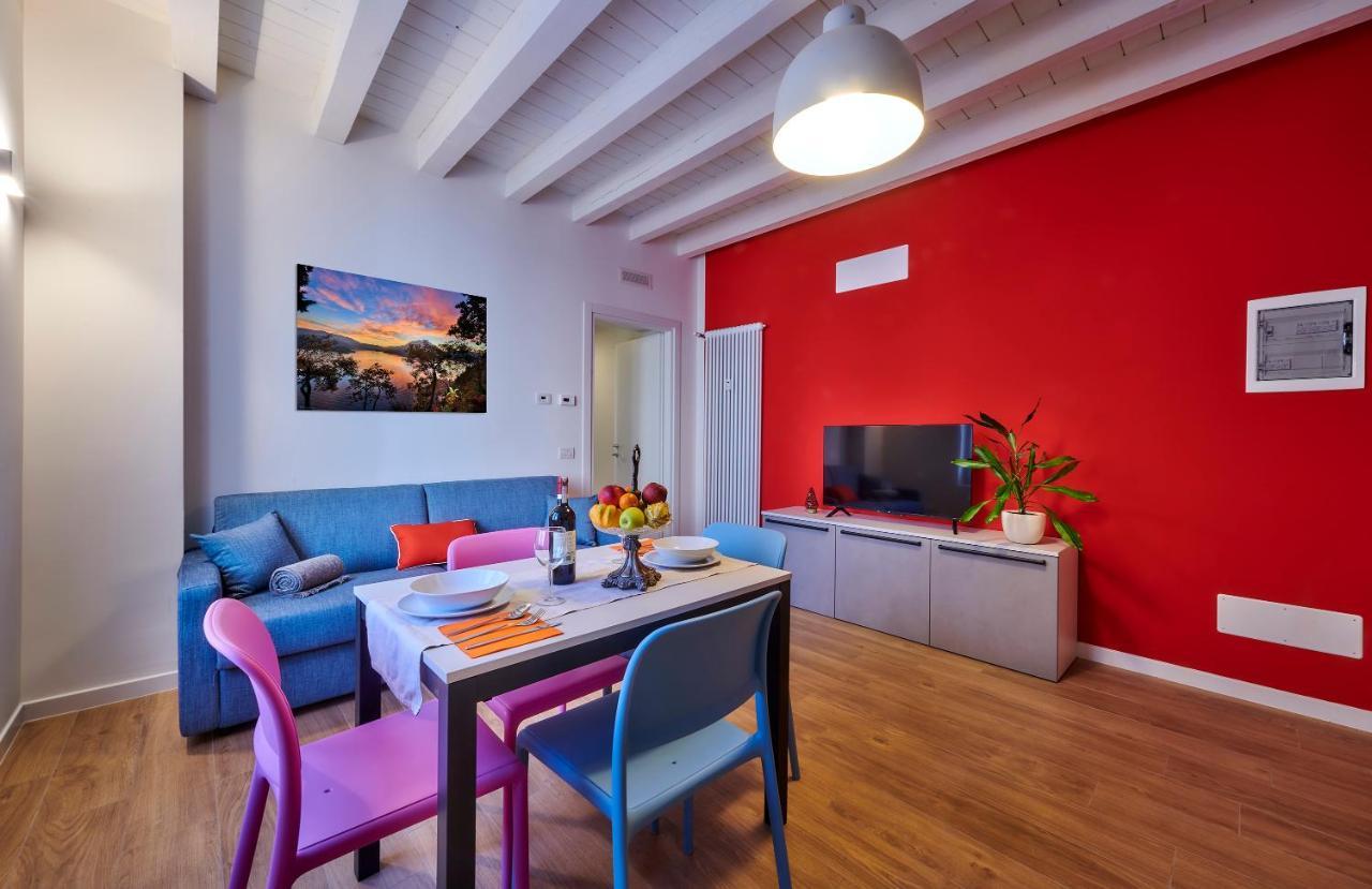 Lecco Lake Apartments Villa Liberty Bagian luar foto