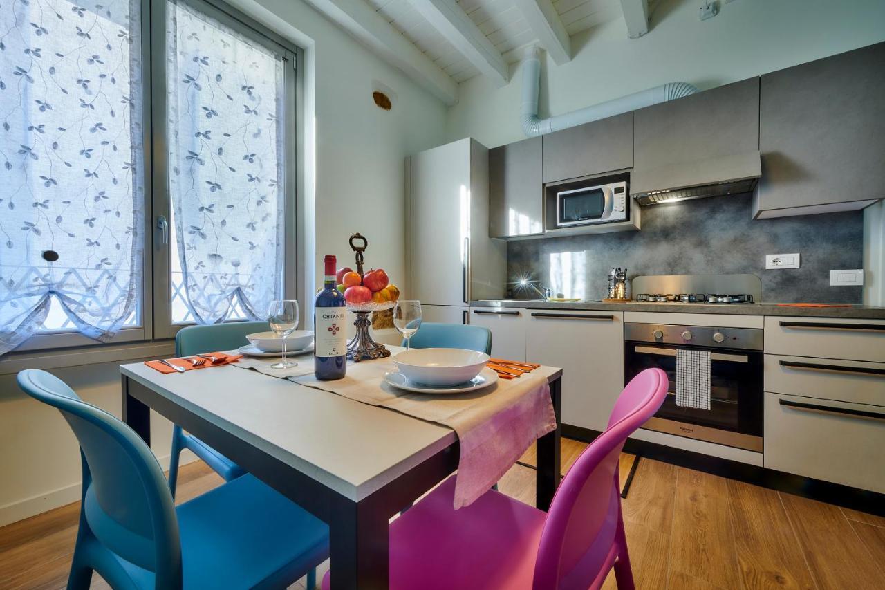 Lecco Lake Apartments Villa Liberty Bagian luar foto