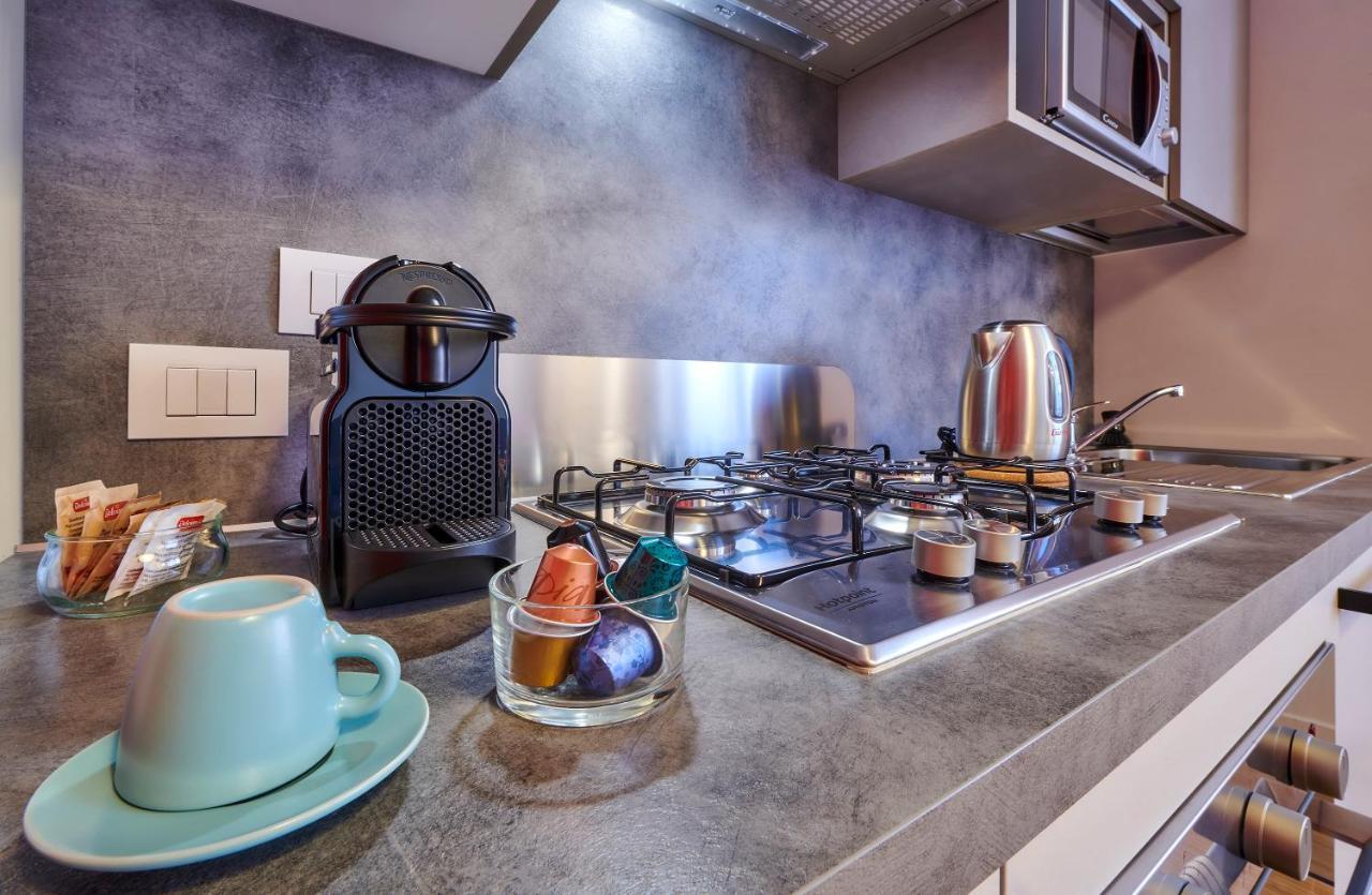 Lecco Lake Apartments Villa Liberty Bagian luar foto