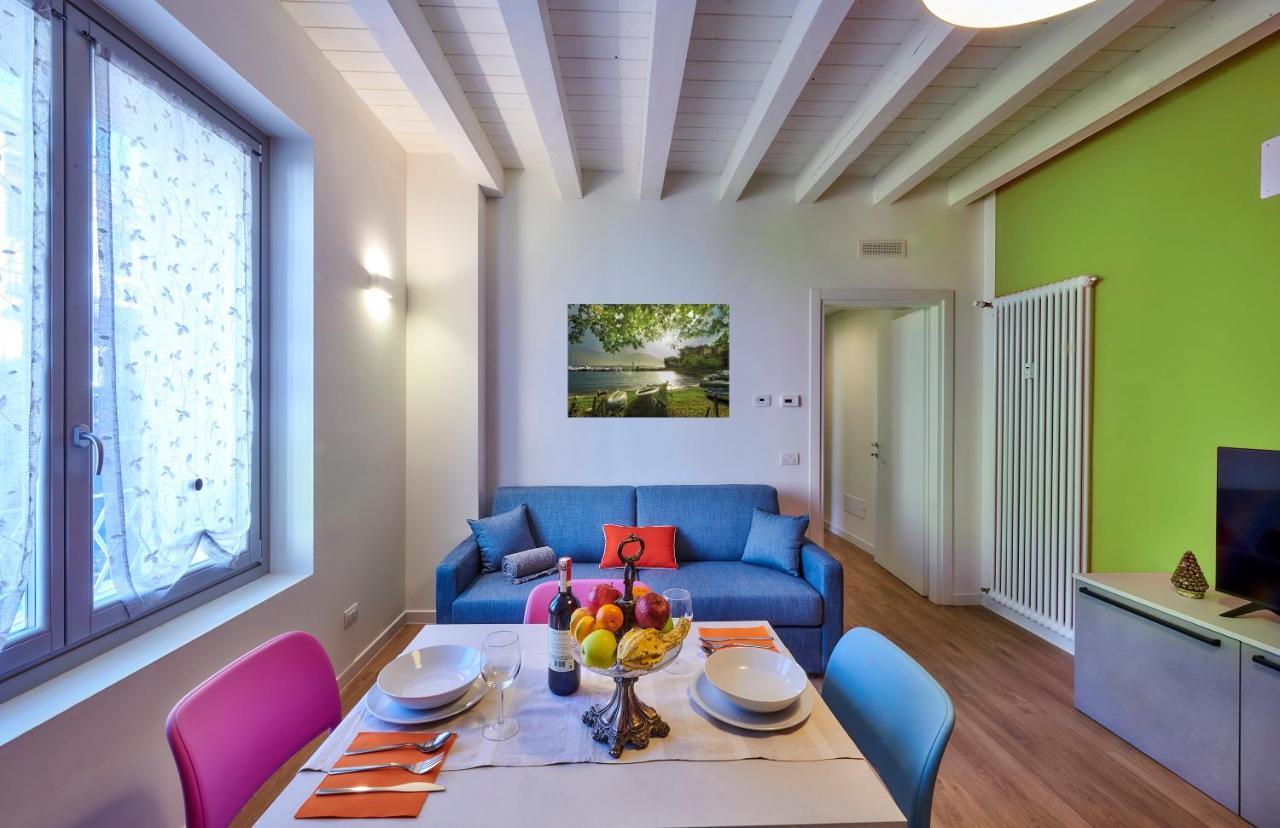 Lecco Lake Apartments Villa Liberty Bagian luar foto