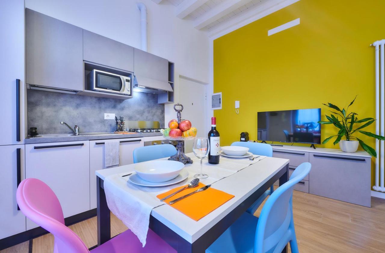 Lecco Lake Apartments Villa Liberty Bagian luar foto